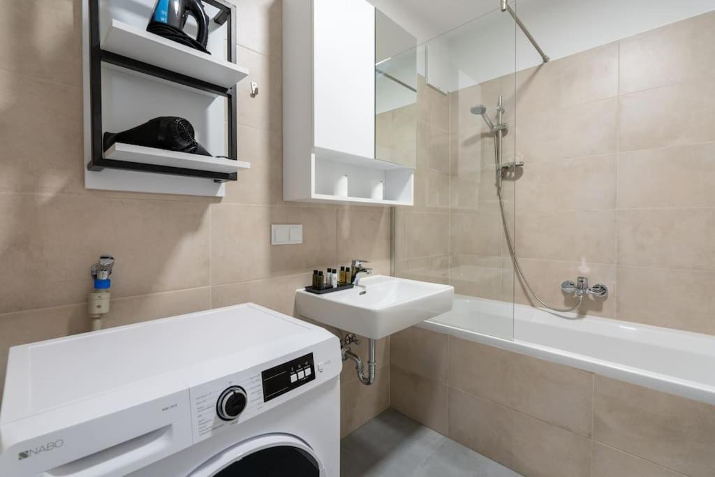 Cute 1Br Hideaway & City Quick By Hm Wien Exterior foto